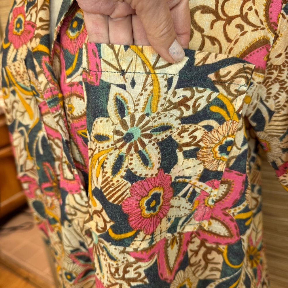 Anthropologie Pilcro Printed
Voile Surf Shirt - Picture 12 of 15